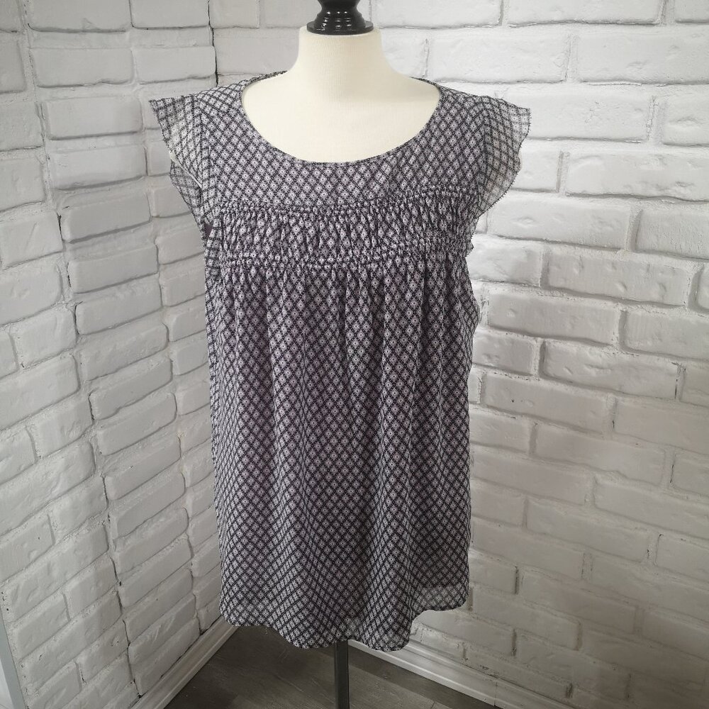 Womens Sleeveless Smocked Yoke Printed Top By Loft XL